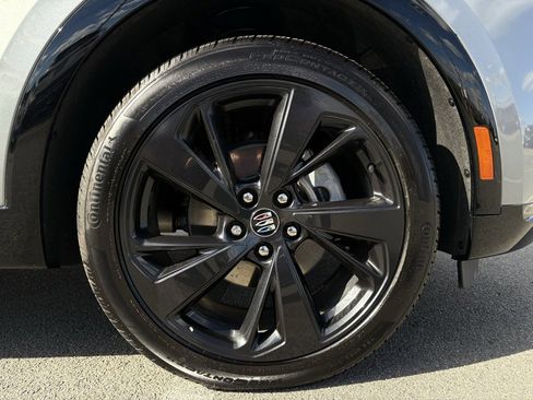 Used 2024 Buick Envision Sport Touring image 32