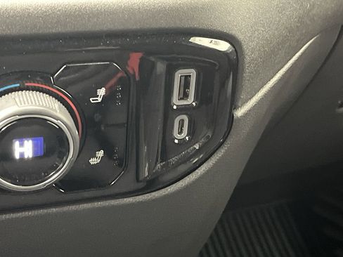 Certified 2023 Chevrolet Silverado 1500 LT image 24