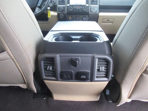 Used 2020 Ford F150 XLT w/ Equipment Group 302A Luxury RWD image 34