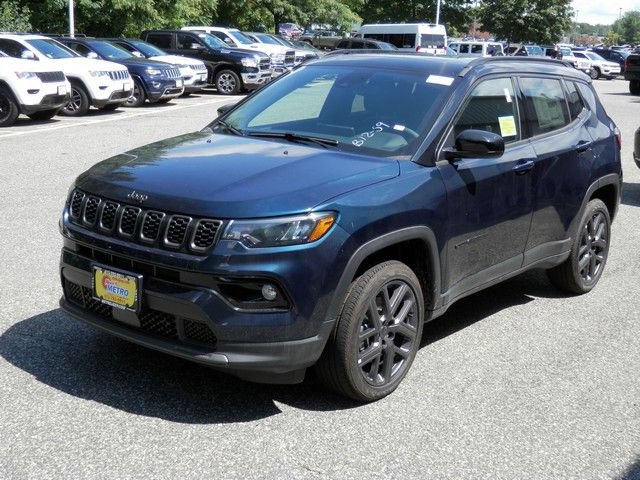 New 2026 Jeep Compass Limited w/ Sun, Sound & Navigation Group AWD/4WD image 4