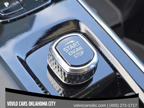 Used 2026 Volvo XC60 B5 Plus w/ Protection Package Premier AWD/4WD image 21