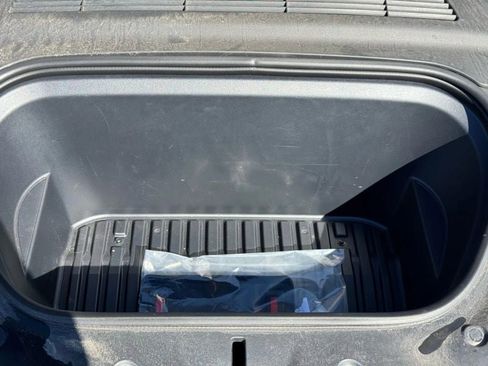 Used 2023 Tesla Model Y Long Range image 29