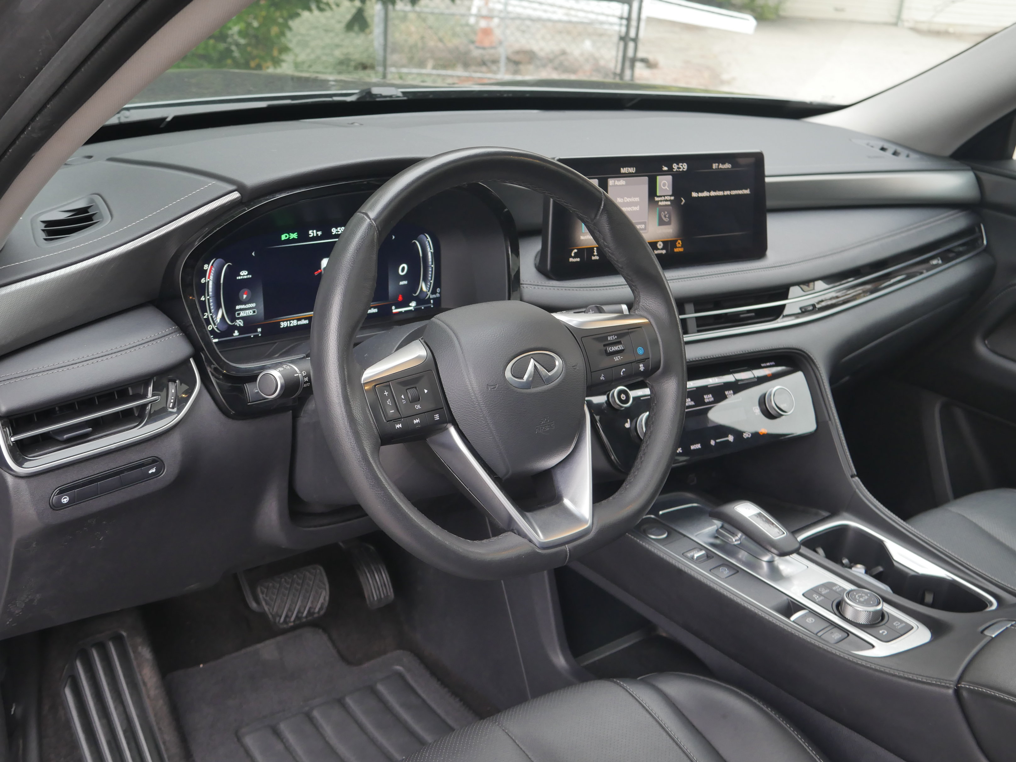 Used 2025 INFINITI QX60 Luxe AWD/4WD image 4