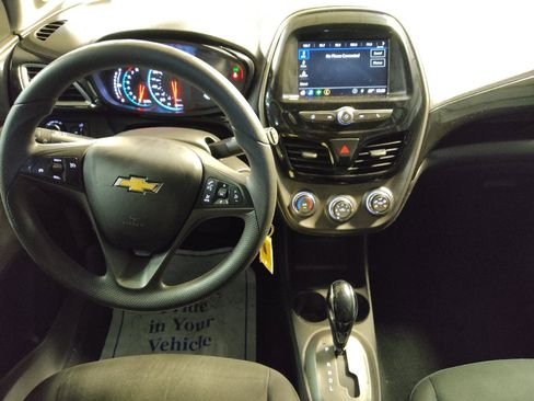 Used 2021 Chevrolet Spark LT FWD image 22