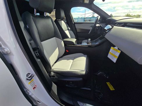 New 2026 Land Rover Range Rover Velar Dynamic SE image 11