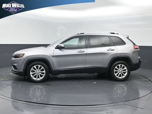 Used 2020 Jeep Cherokee Latitude FWD image 4