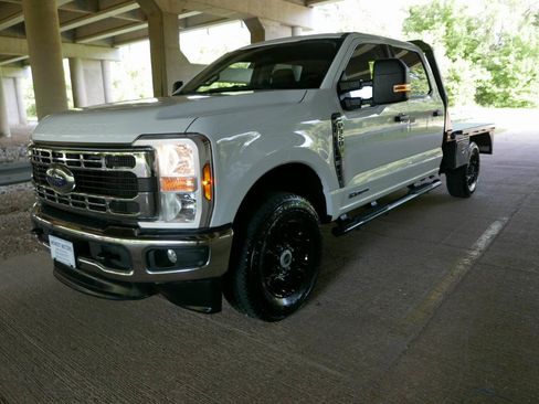Used 2024 Ford F350 XLT w/ FX4 Off-Road Package AWD/4WD image 25