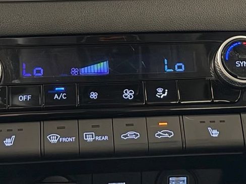 Certified 2023 Hyundai Elantra SEL w/ Convenience Package FWD image 21