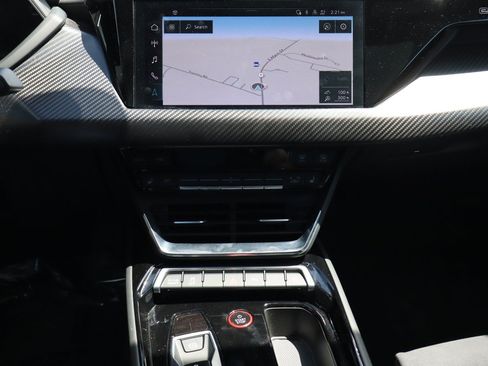 Used 2022 Audi e-tron GT Premium Plus AWD/4WD image 12