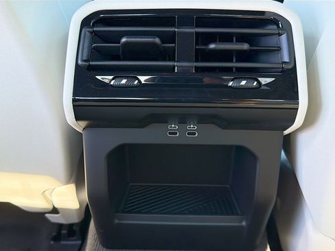 New 2026 BMW 530i w/ M Sport Package image 17