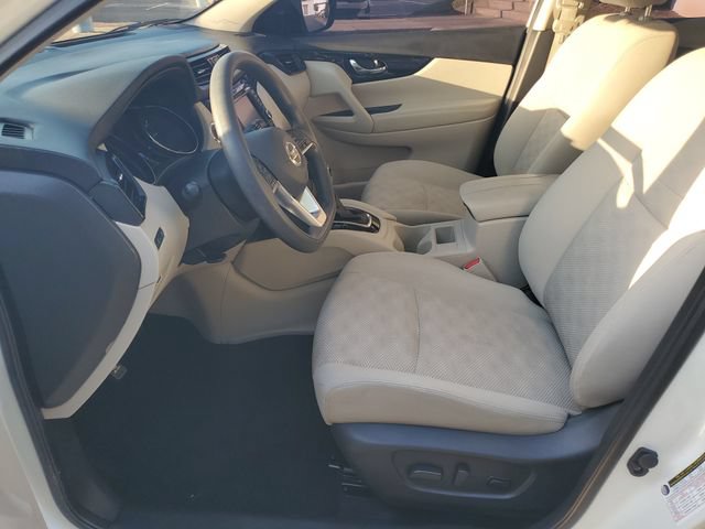 Used 2020 Nissan Rogue Sport SV FWD image 16