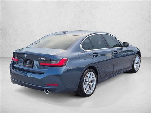 New 2026 BMW 330i Sedan w/ Convenience Package RWD image 2