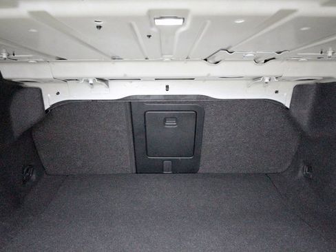 Certified 2023 Volvo S90 B6 Plus image 27