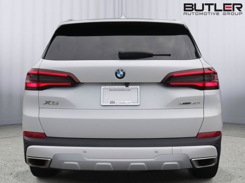 Used 2023 BMW X5 xDrive40i AWD/4WD image 5