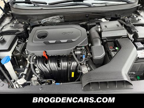 Used 2018 Hyundai Sonata Limited w/ Limited Ultimate Package 03 FWD image 10