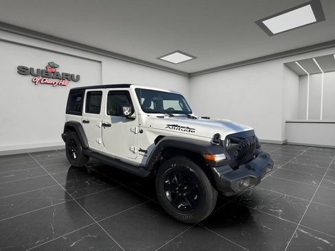 Used 2022 Jeep Wrangler Unlimited Sport AWD/4WD image 1