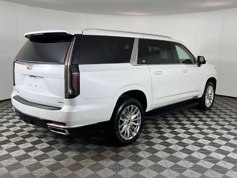Used 2023 Cadillac Escalade ESV Premium Luxury AWD/4WD image 5