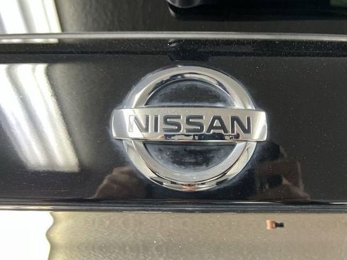Used 2020 Nissan Armada Platinum w/ Platinum Reserve Package AWD/4WD image 32