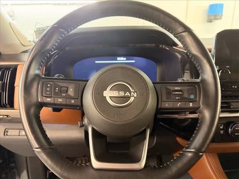 Used 2023 Nissan Pathfinder Platinum w/ Lighting Package (N93) AWD/4WD image 18