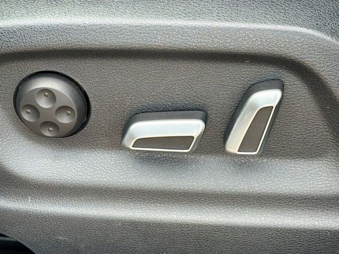 Used 2017 Audi Q5 2.0T Premium Plus w/ Technology Package image 25