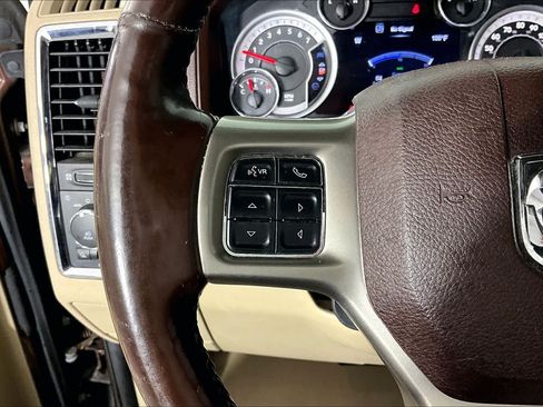 Used 2015 RAM 1500 Laramie RWD image 22