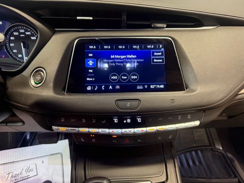 Used 2019 Cadillac XT4 Premium Luxury AWD/4WD image 20