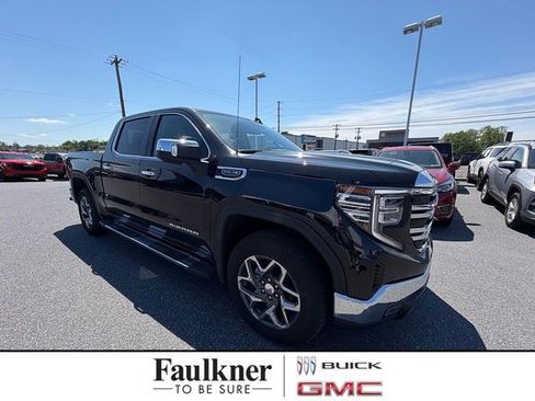 Used 2026 GMC Sierra 1500 SLT w/ SLT Premium Package AWD/4WD image 1