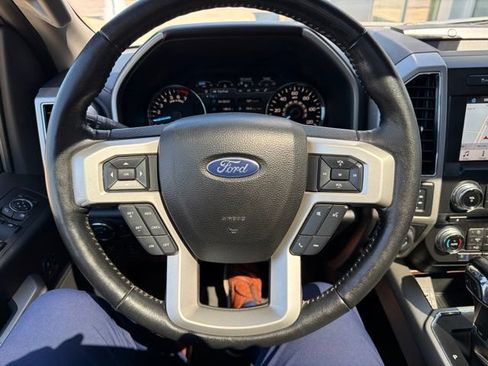 Used 2018 Ford F150 Lariat w/ Equipment Group 502A Luxury AWD/4WD image 19
