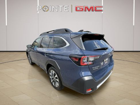 Used 2023 Subaru Outback Limited image 7