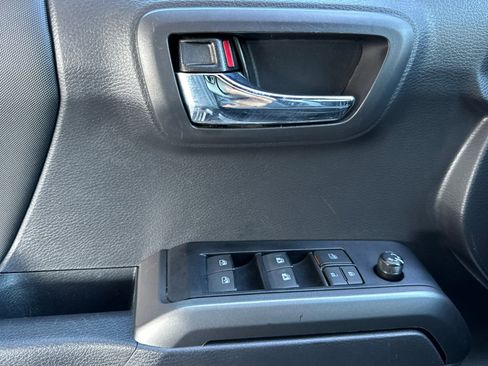 Certified 2023 Toyota Tacoma TRD Off-Road image 11