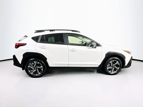Used 2024 Subaru Crosstrek 2.0i Premium image 9