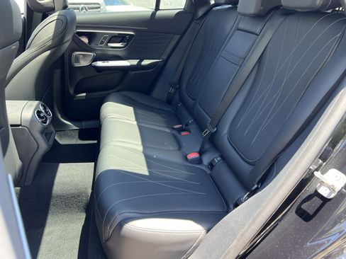 New 2026 Mercedes-Benz GLC 300 4MATIC image 30