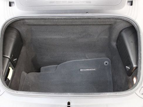 Certified 2018 Porsche 911 Carrera S RWD image 32