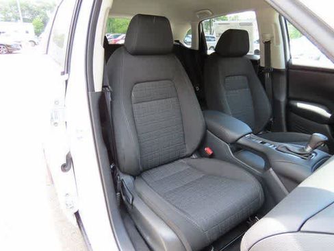 New 2026 Honda HR-V LX image 16