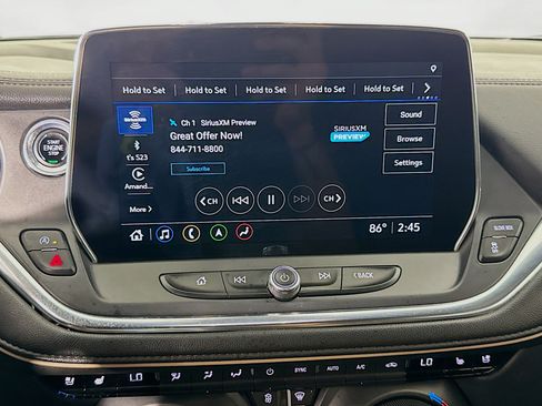 Used 2024 Chevrolet Blazer Premier w/ Enhanced Convenience Package FWD image 16