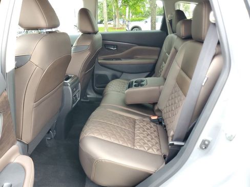 Used 2024 Nissan Murano Platinum w/ Cargo Package FWD image 11