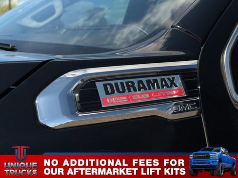 Used 2021 GMC Sierra 2500 Denali w/ Denali Black Diamond Edition image 10