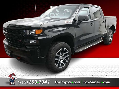 Used 2019 Chevrolet Silverado 1500 Custom Trail Boss w/ Custom Convenience Package AWD/4WD image 1