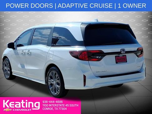 Used 2025 Honda Odyssey Touring image 2