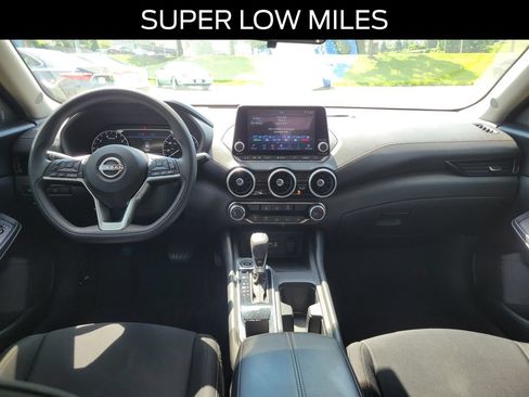 Used 2024 Nissan Sentra SV FWD image 9