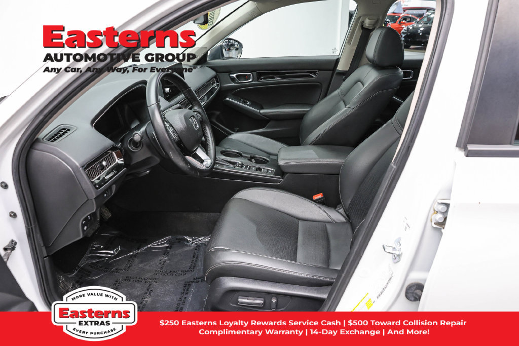 Used 2022 Honda Civic Touring image 15