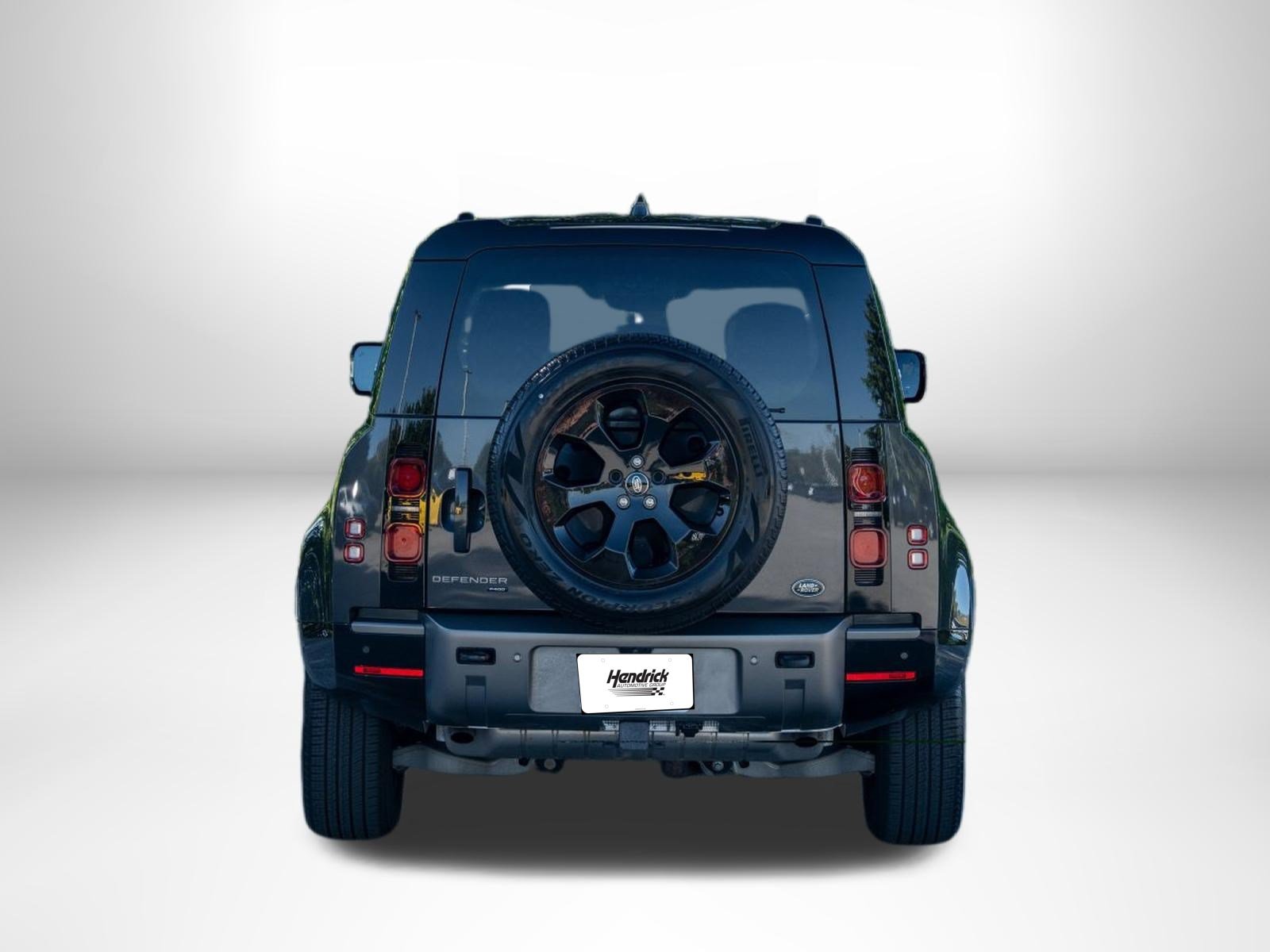 Used 2023 Land Rover Defender 110 X-Dynamic SE AWD/4WD image 7