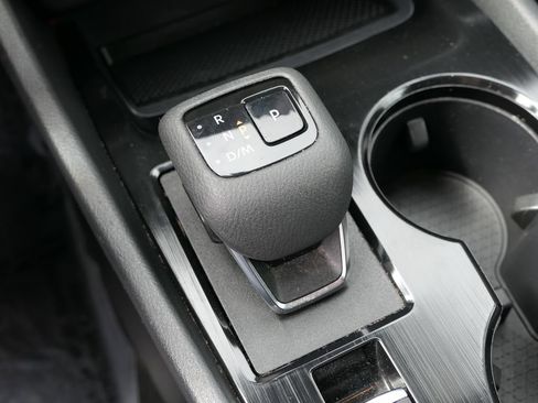 Used 2023 Nissan Rogue S FWD image 20