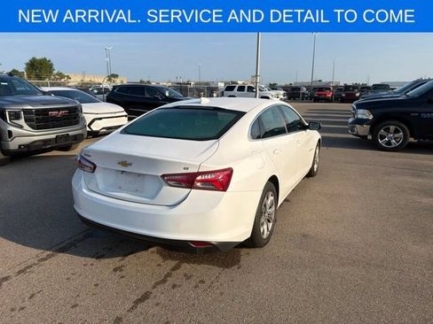 Used 2019 Chevrolet Malibu LT FWD image 9