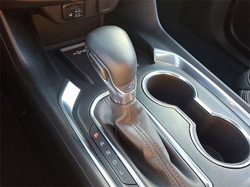 Certified 2024 Chevrolet Traverse High Country image 15