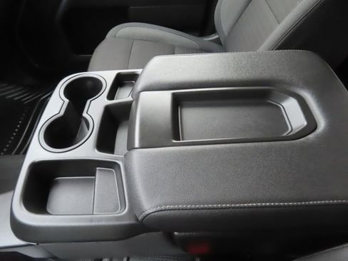 Used 2025 Chevrolet Silverado 2500 LT w/ Convenience Package image 39