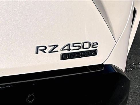 Used 2023 Lexus RZ 450e Premium image 9