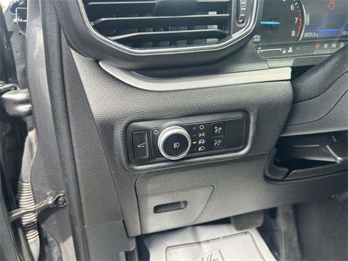 Used 2023 Ford Explorer XLT w/ Equipment Group 202A image 14