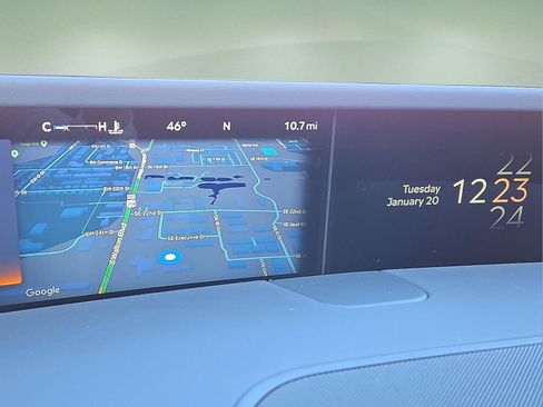 New 2026 Lincoln Nautilus Premier w/ Equipment Group 102A image 23