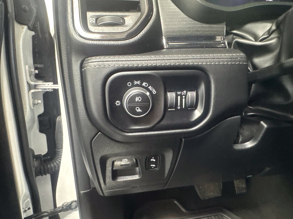 Used 2024 RAM 1500 Limited w/ Night Edition AWD/4WD image 13